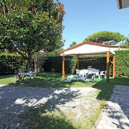 Villa Sandra By Interhome