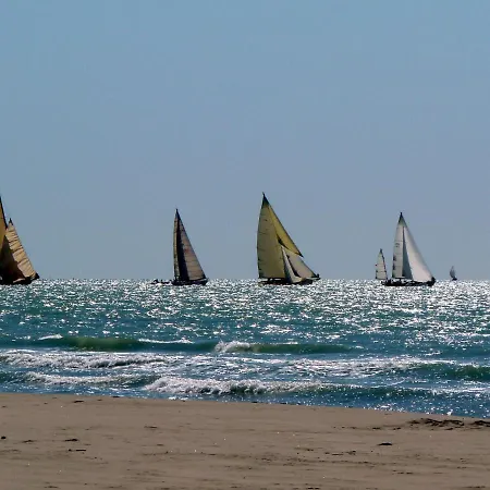 Sandra By Interhome Villa *