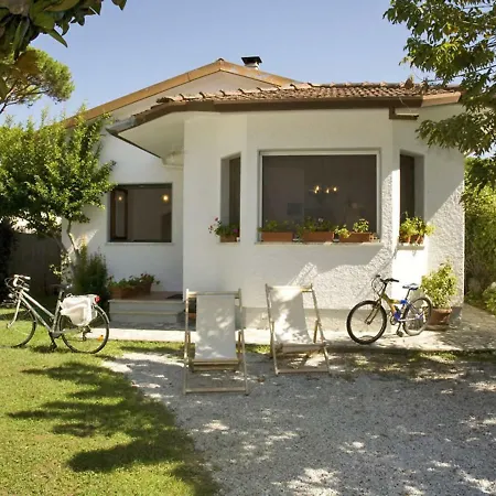 Villa Sandra By Interhome